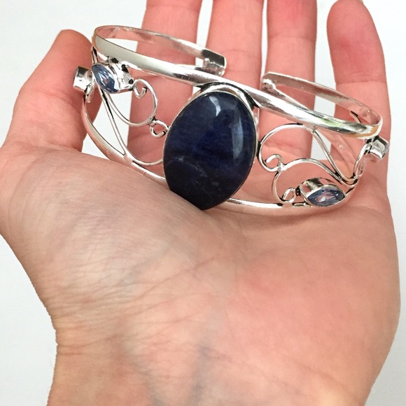 Jewelry - Sodalite Blue Quartz Bangle 925